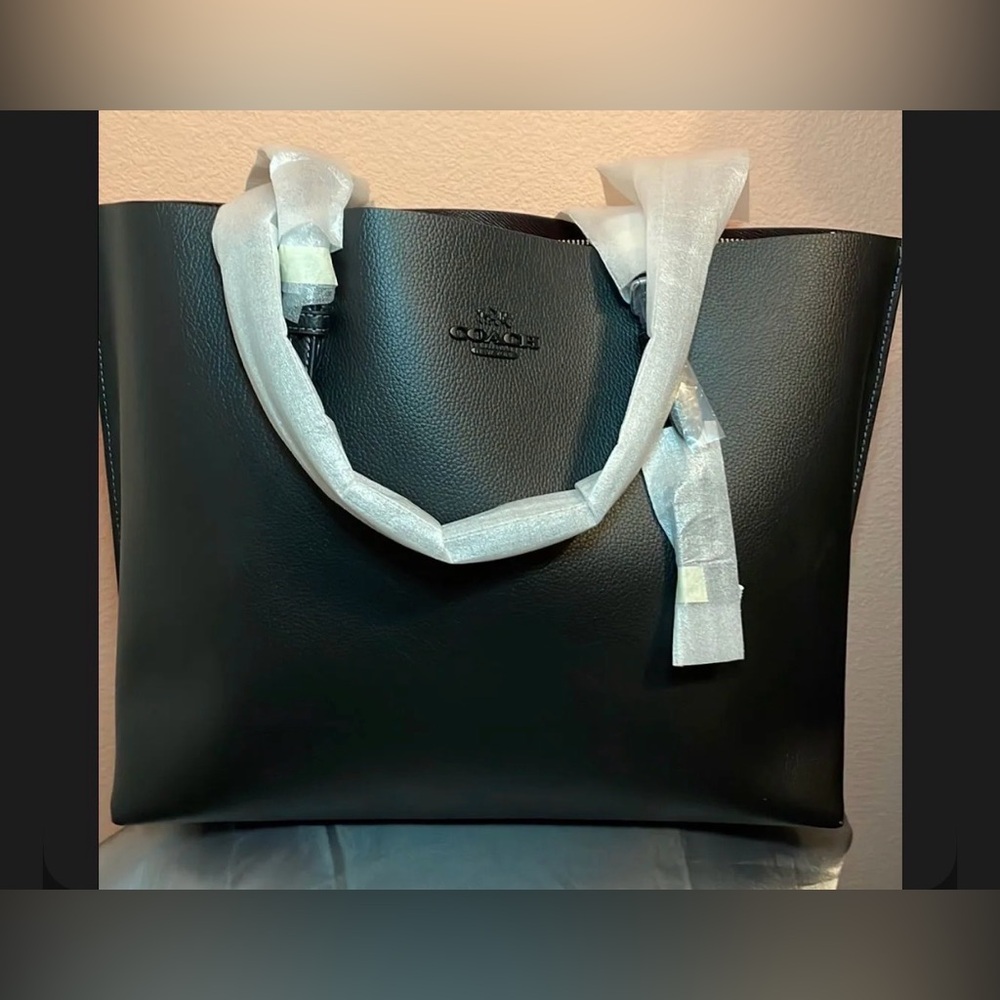 NWT Coach Mollie Tote